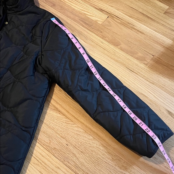 Quince Black Featherless Quilted Long Puffer Jacket Flaw Sz M - Picture 5 of 10